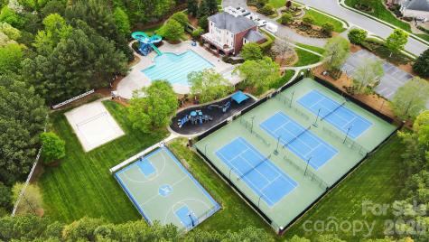 8300 Woodmont Drive Marvin NC 28173
