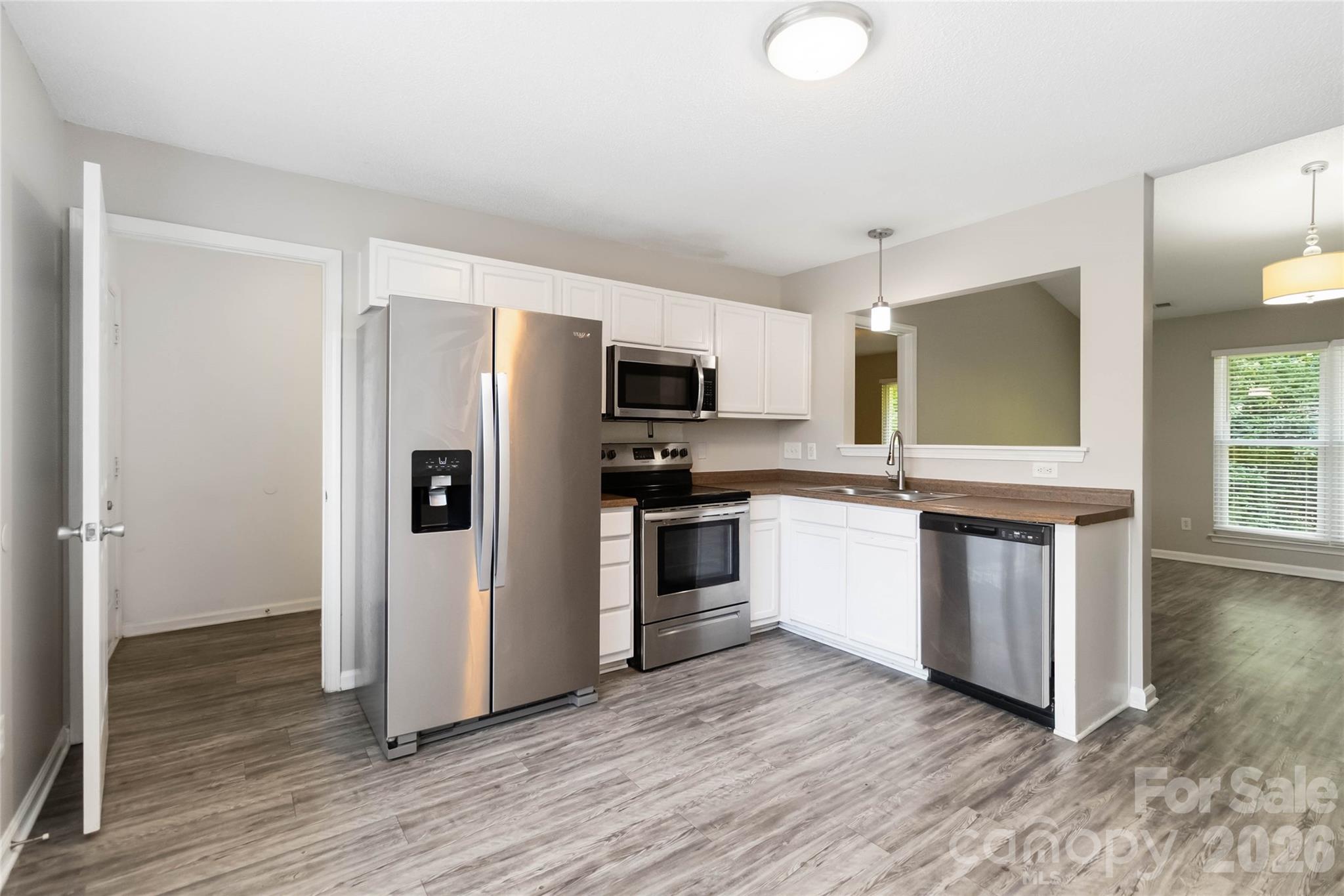 2721 Fairstone Avenue Charlotte NC 28269