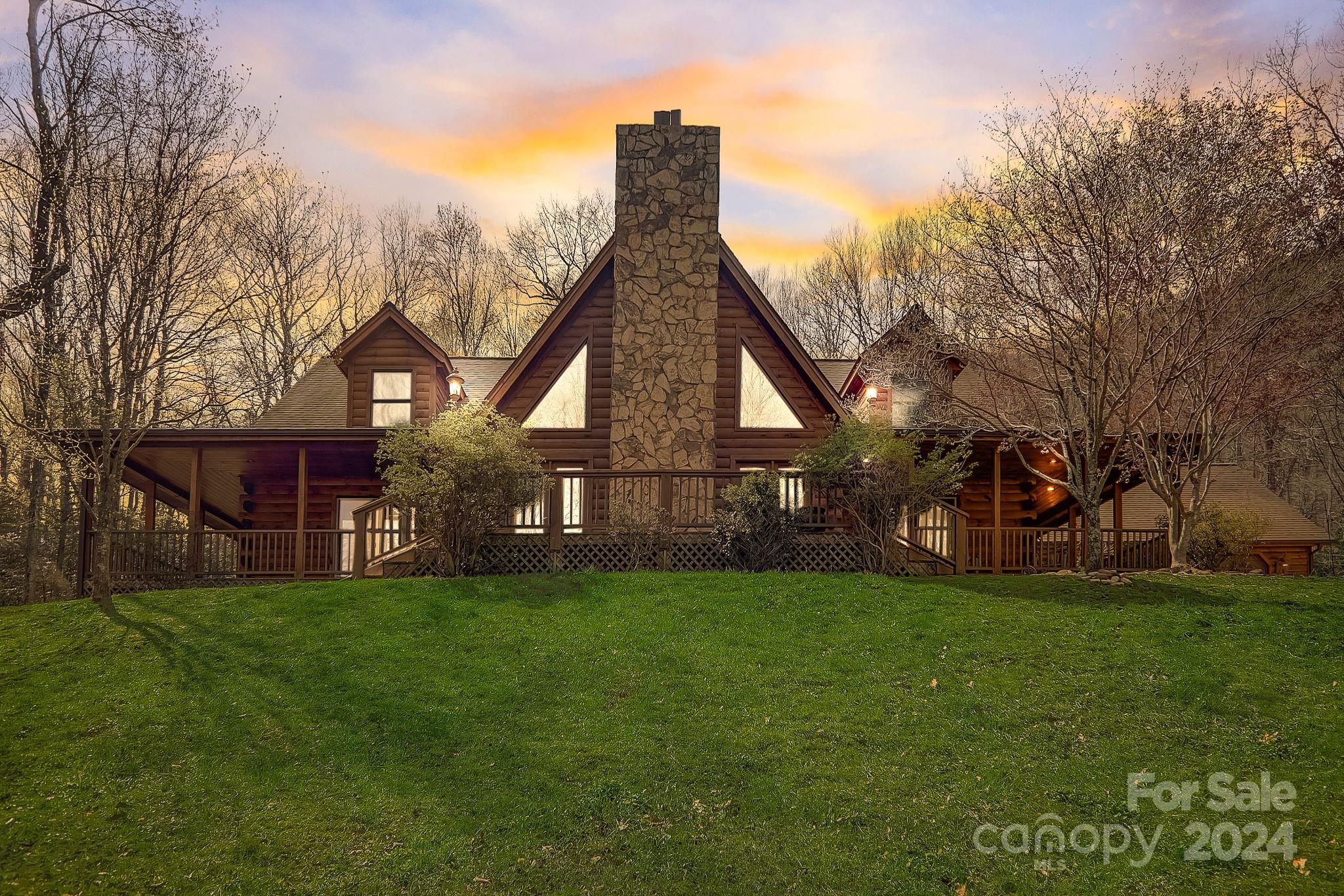 33 Poplar Ridge Lane, Burnsville NC | MLS# Car4208672 - GreyBeard Realty