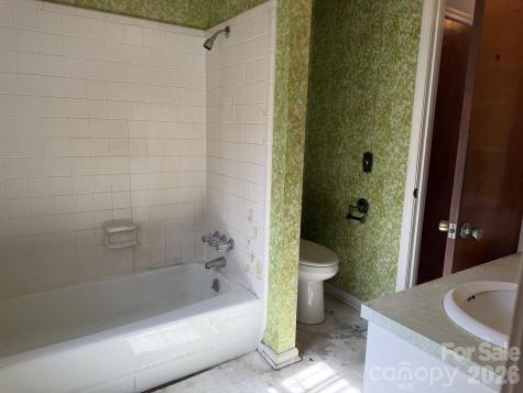 2033 Sprucewood Street Albemarle NC 28001