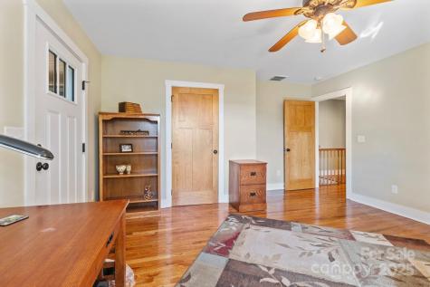 30 Dartmouth Street Asheville NC 28806