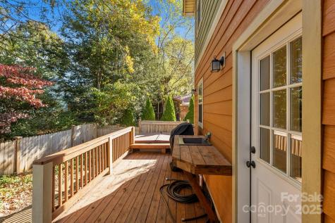 30 Dartmouth Street Asheville NC 28806