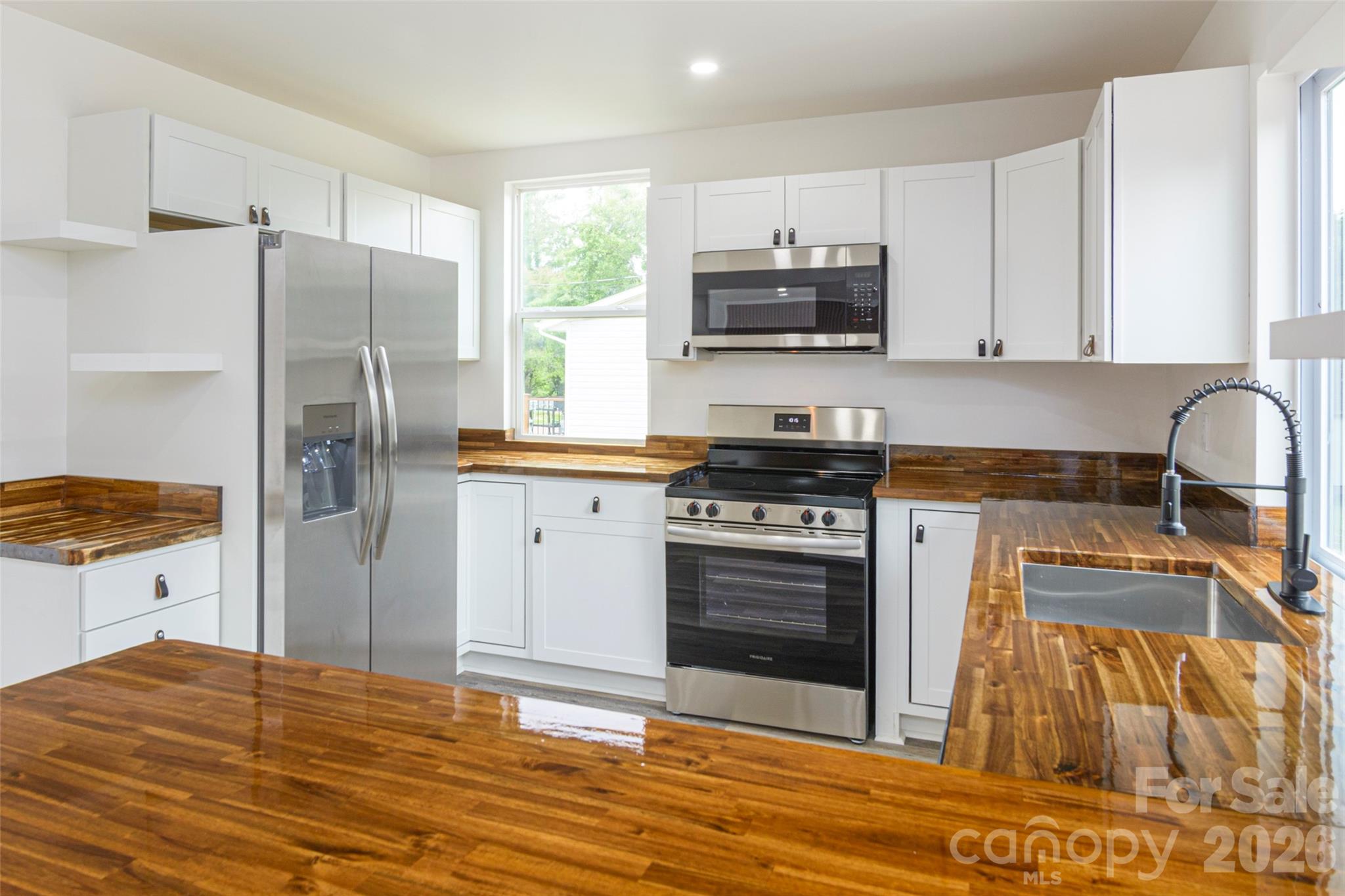 286 Berkeley Road Hendersonville NC 28792
