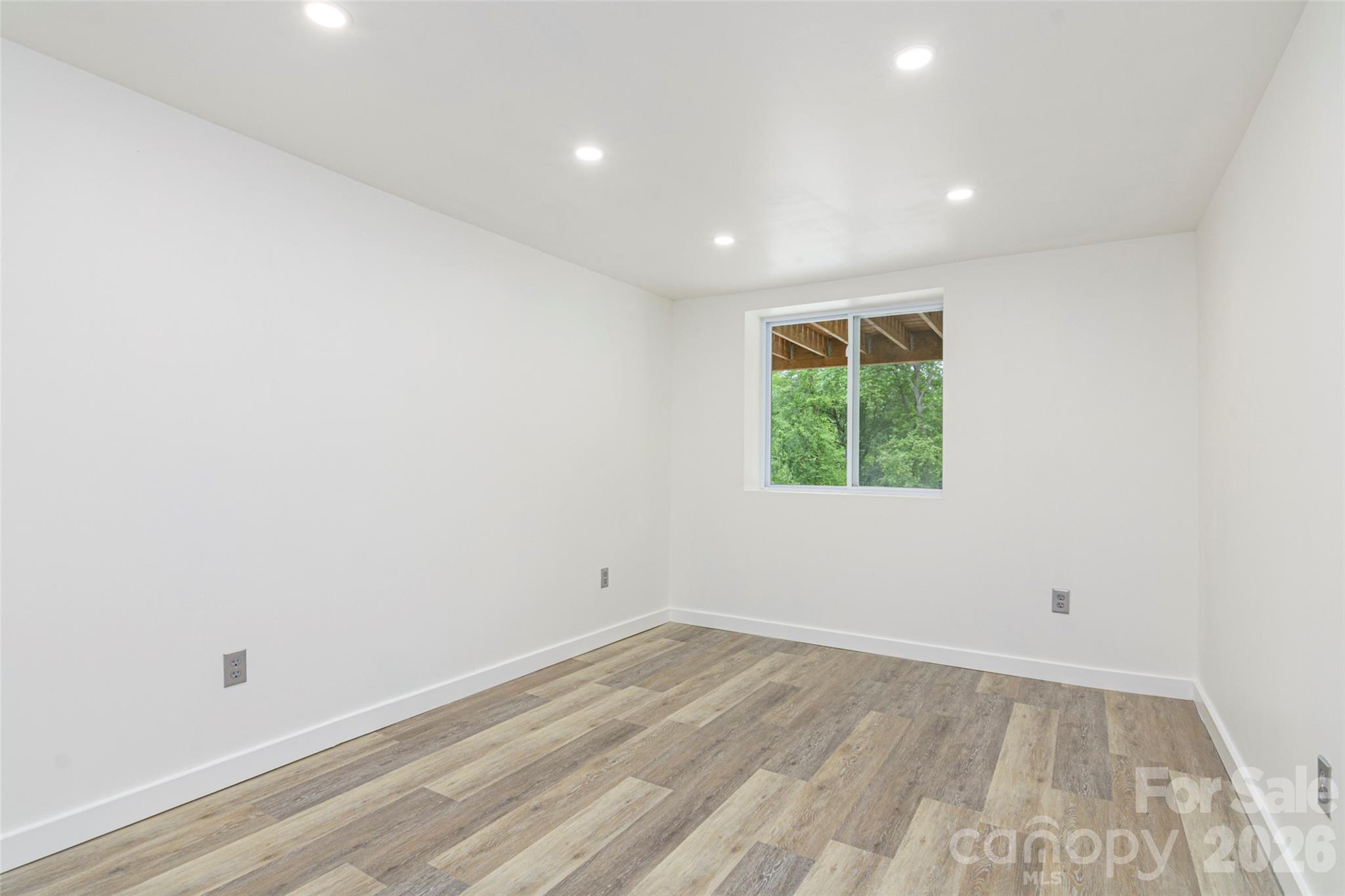 286 Berkeley Road Hendersonville NC 28792