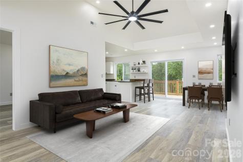 286 Berkeley Road Hendersonville NC 28792