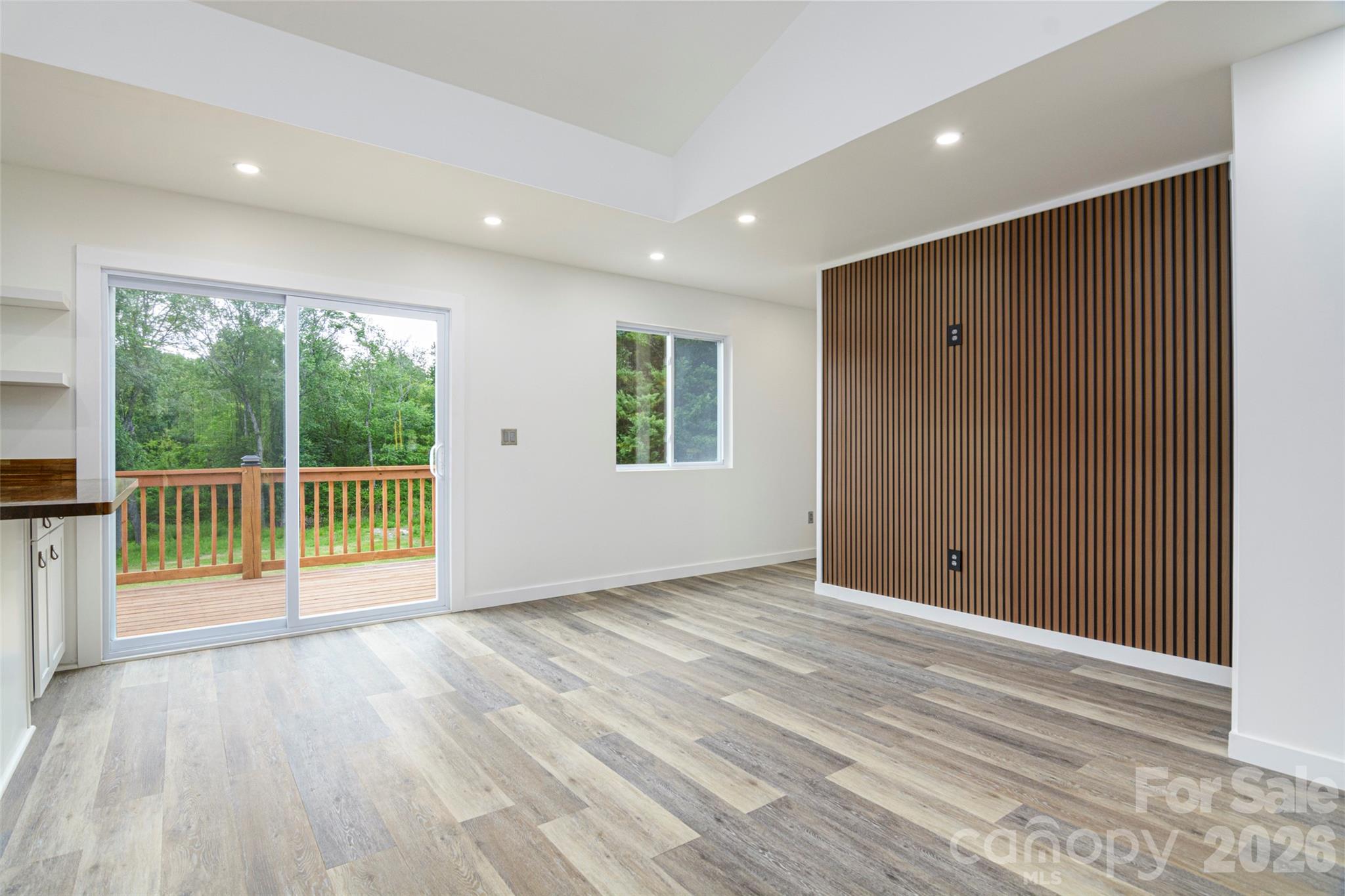 286 Berkeley Road Hendersonville NC 28792