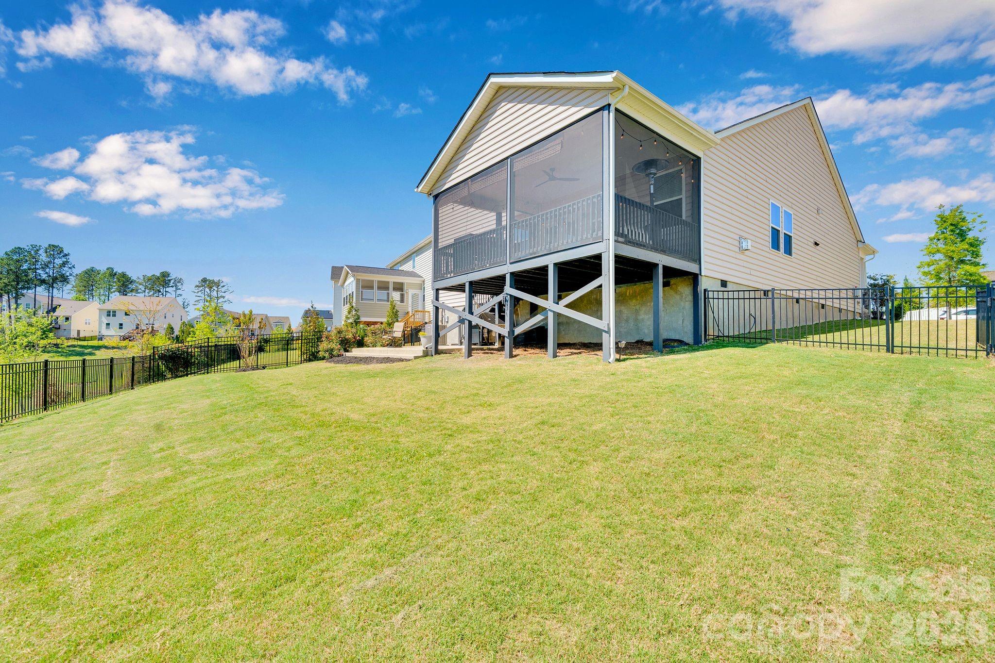 13124 Lakemore Drive Charlotte NC 28278