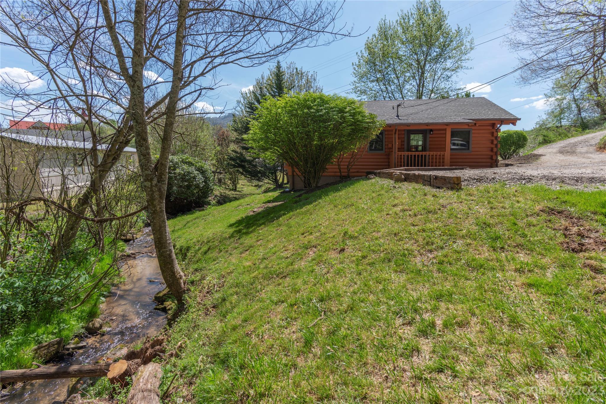 62 Creeds Cove Lane Waynesville NC 28785