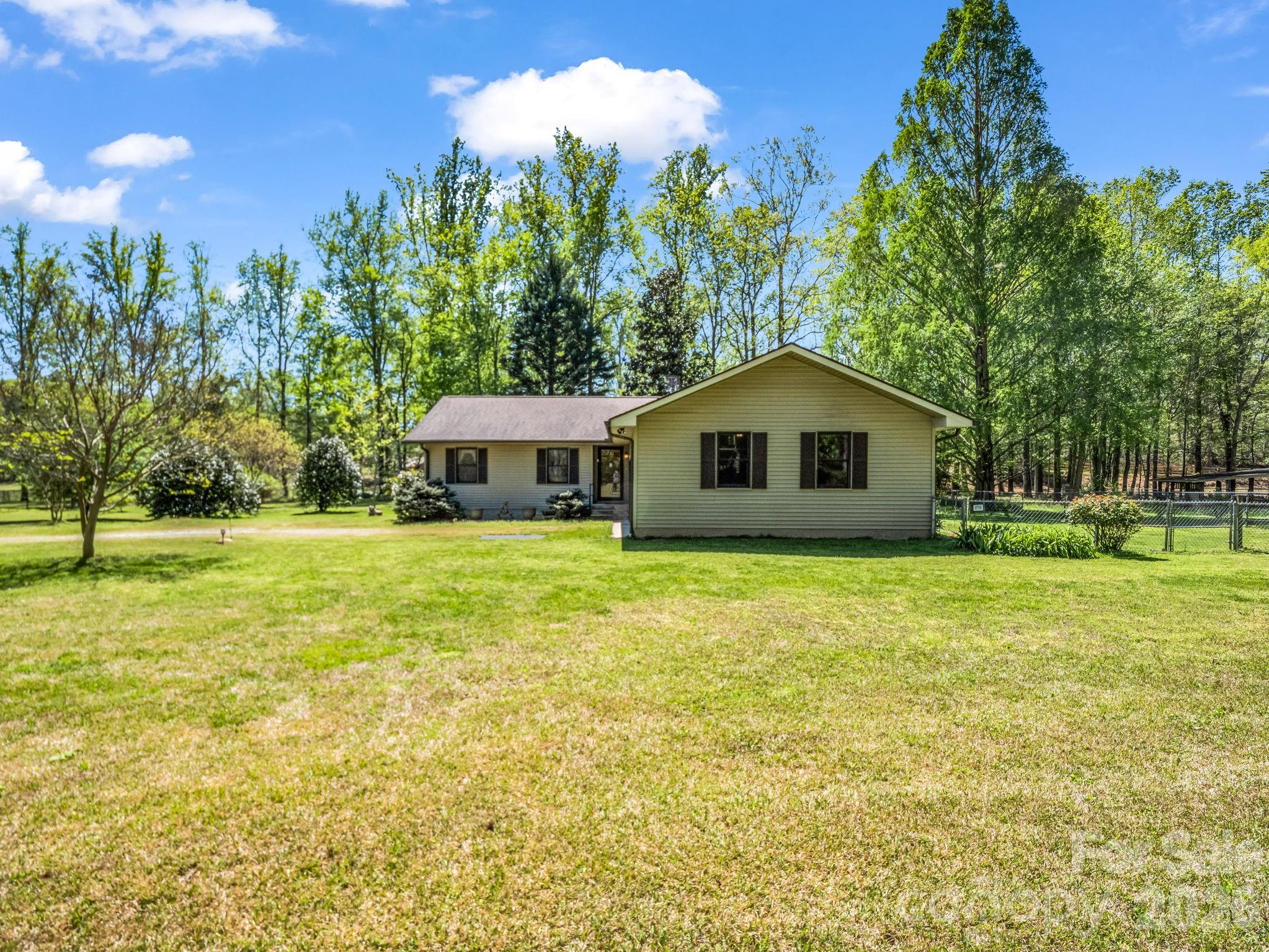 80 Fox Briar Drive Columbus NC 28722