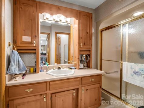80 Fox Briar Drive Columbus NC 28722