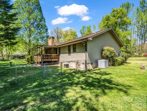 80 Fox Briar Drive Columbus NC 28722