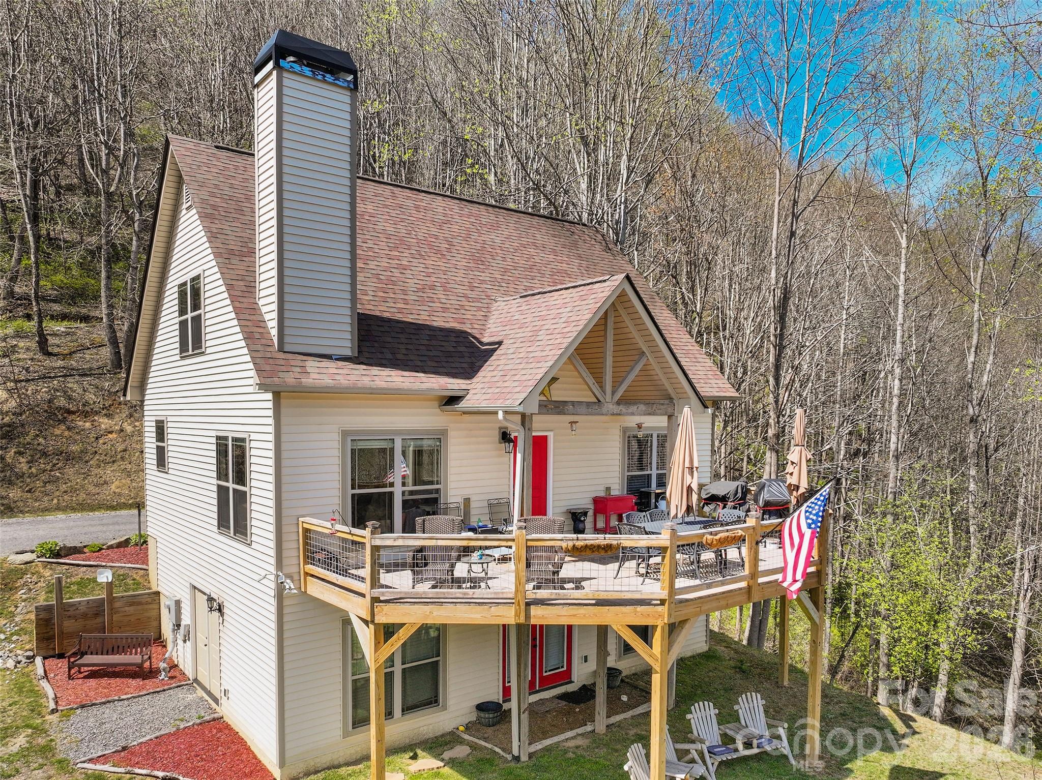 4823 Max Patch Road Clyde NC 28721