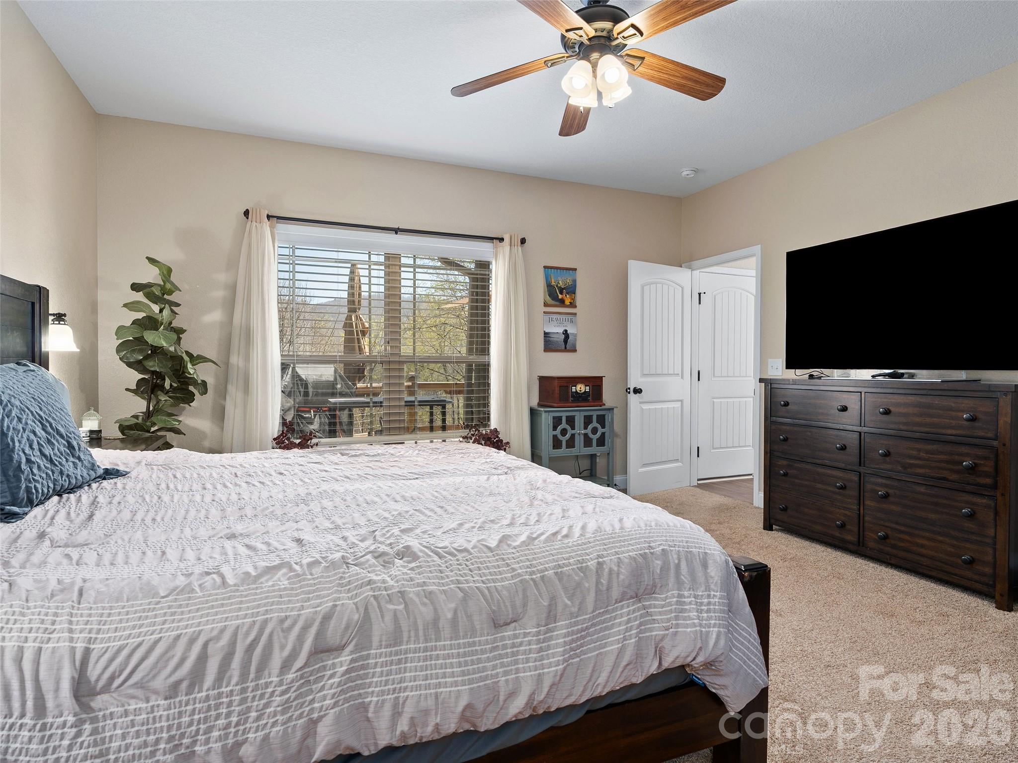 4823 Max Patch Road Clyde NC 28721