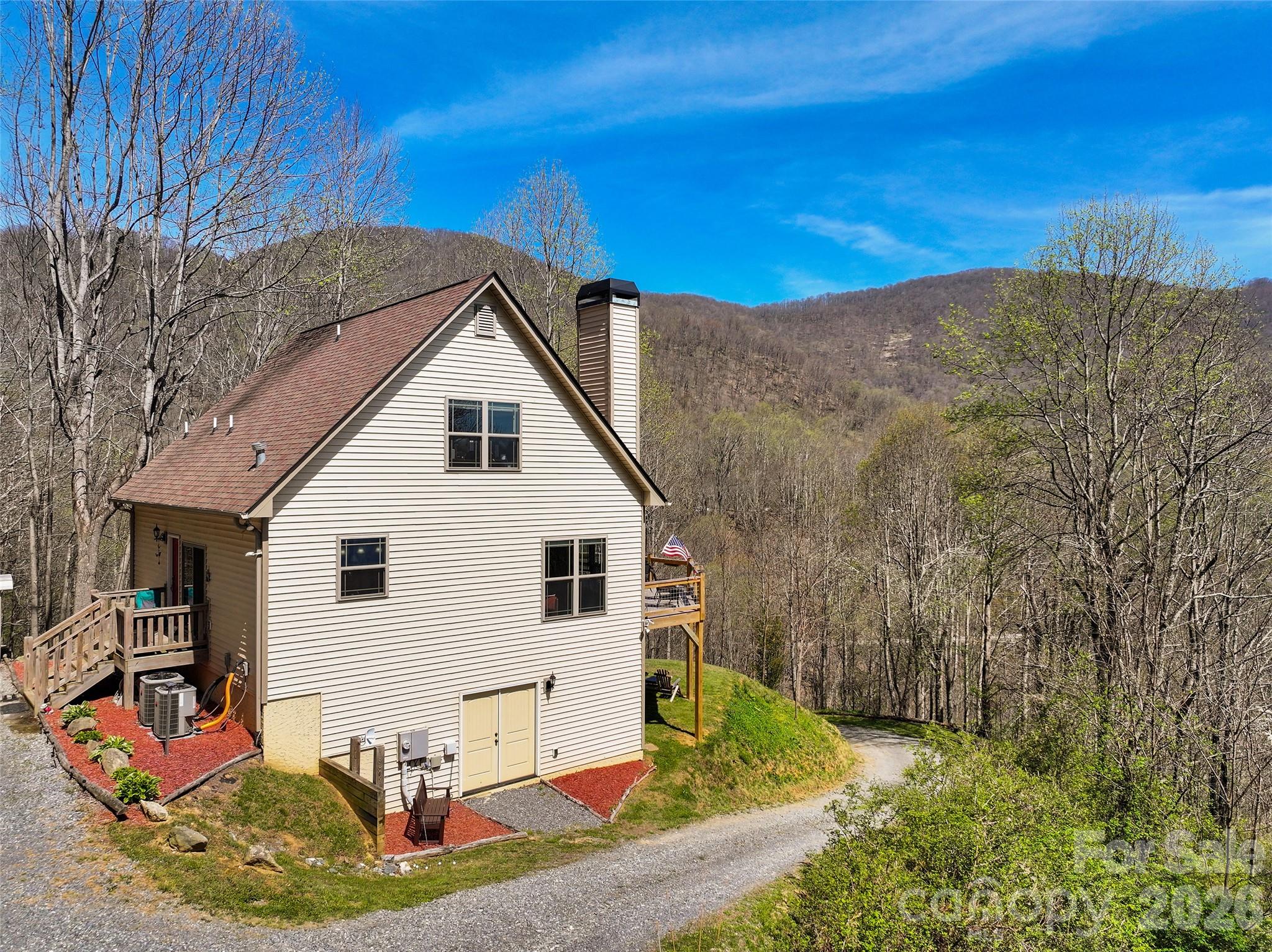 4823 Max Patch Road Clyde NC 28721