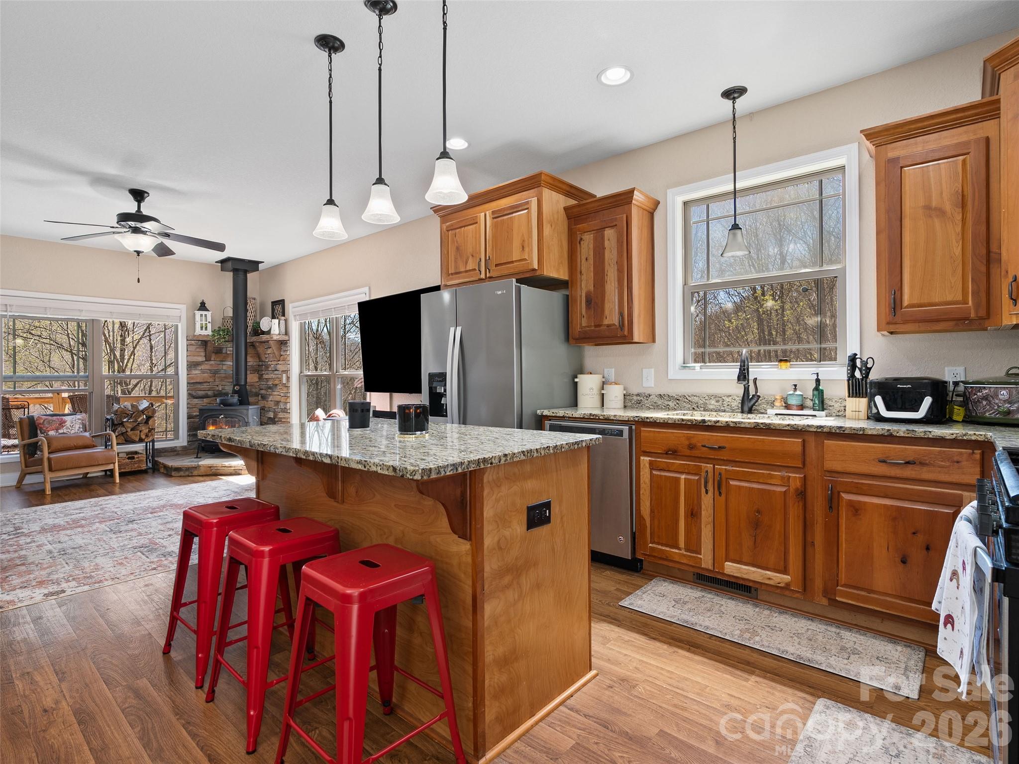 4823 Max Patch Road Clyde NC 28721