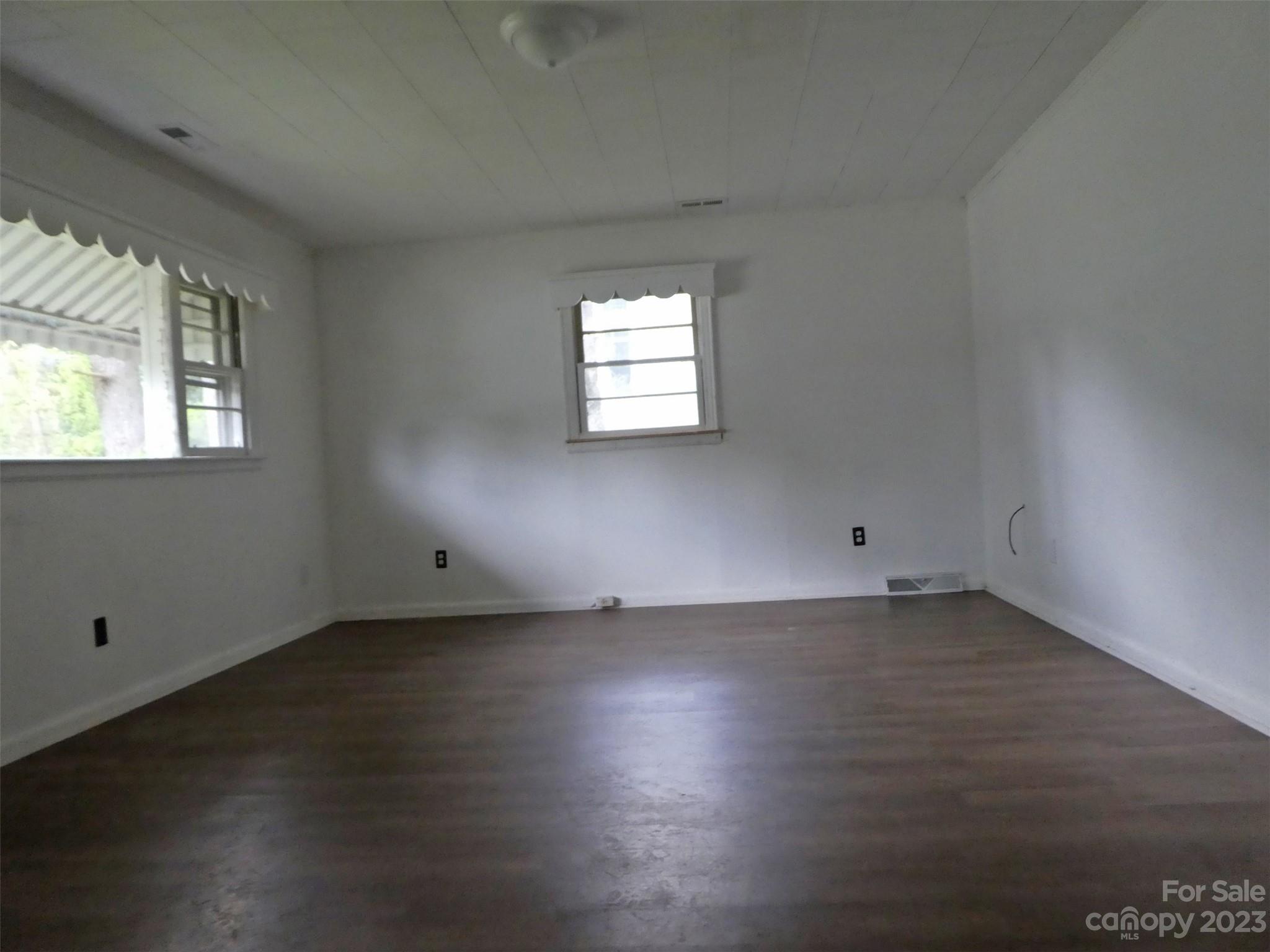 194 Maple Avenue Marion NC 28752