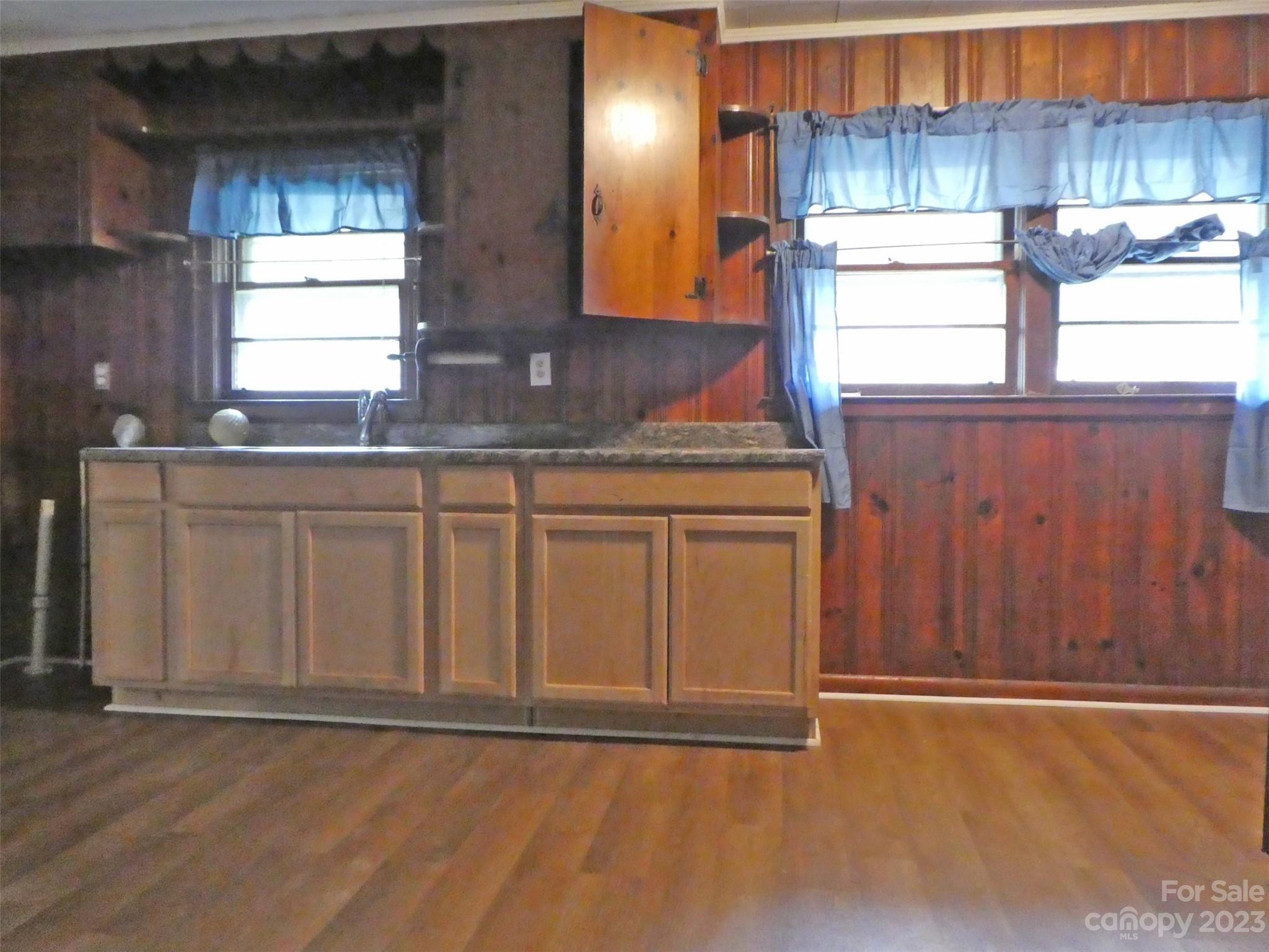 194 Maple Avenue Marion NC 28752
