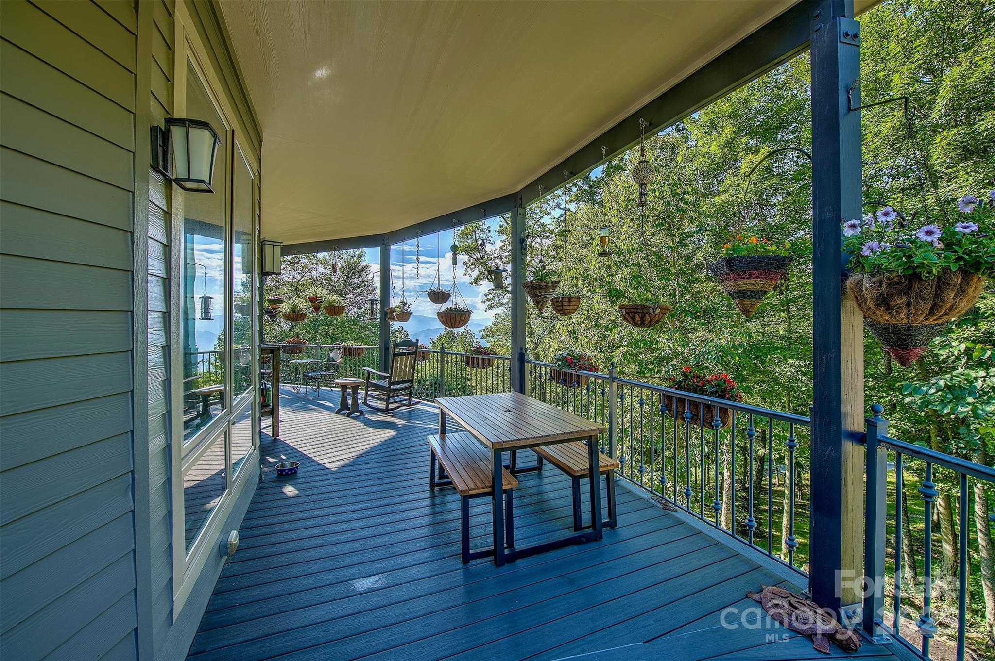 1024 Arrowhead Ridge Road Spruce Pine NC 28777
