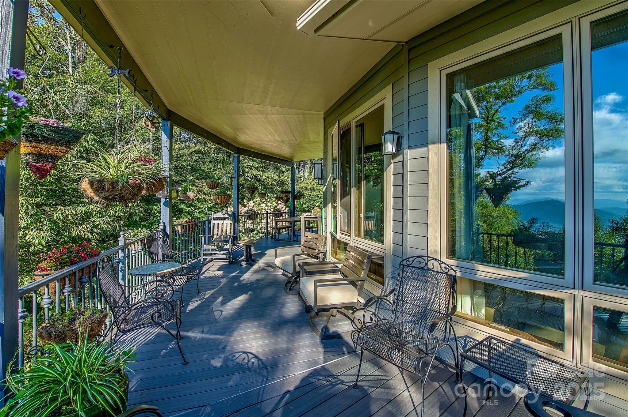1024 Arrowhead Ridge Road Spruce Pine NC 28777