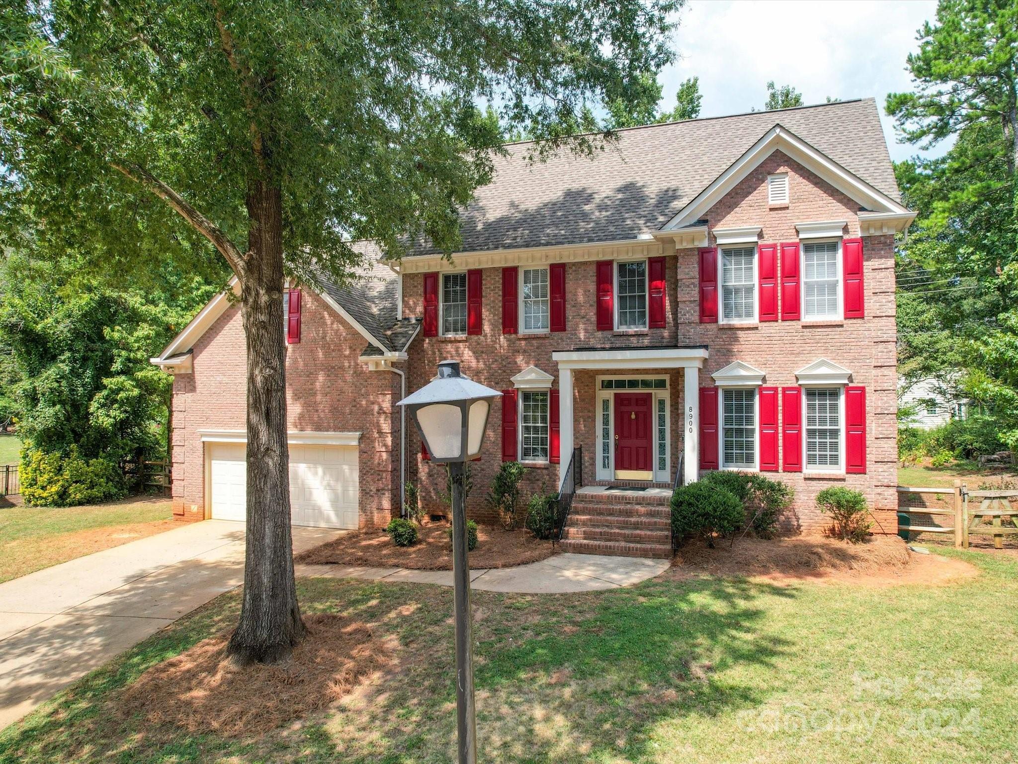 8900 Horsecroft Court Waxhaw NC 28173