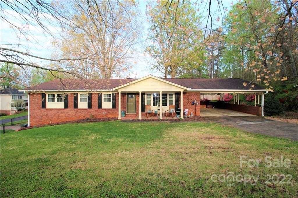 430 28th Avenue Lane NE Hickory NC 28601