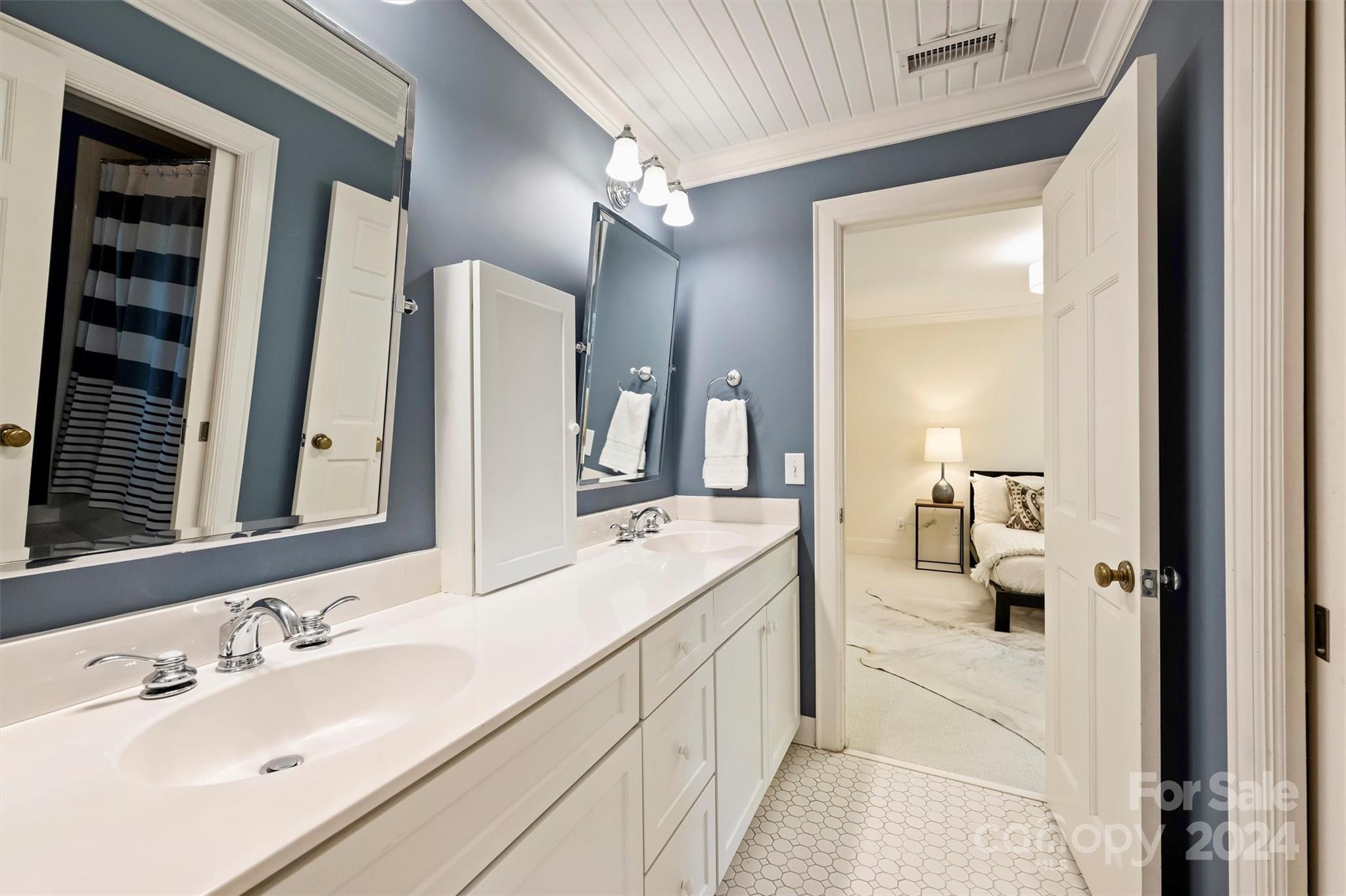 125 Altondale Avenue Charlotte NC 28207