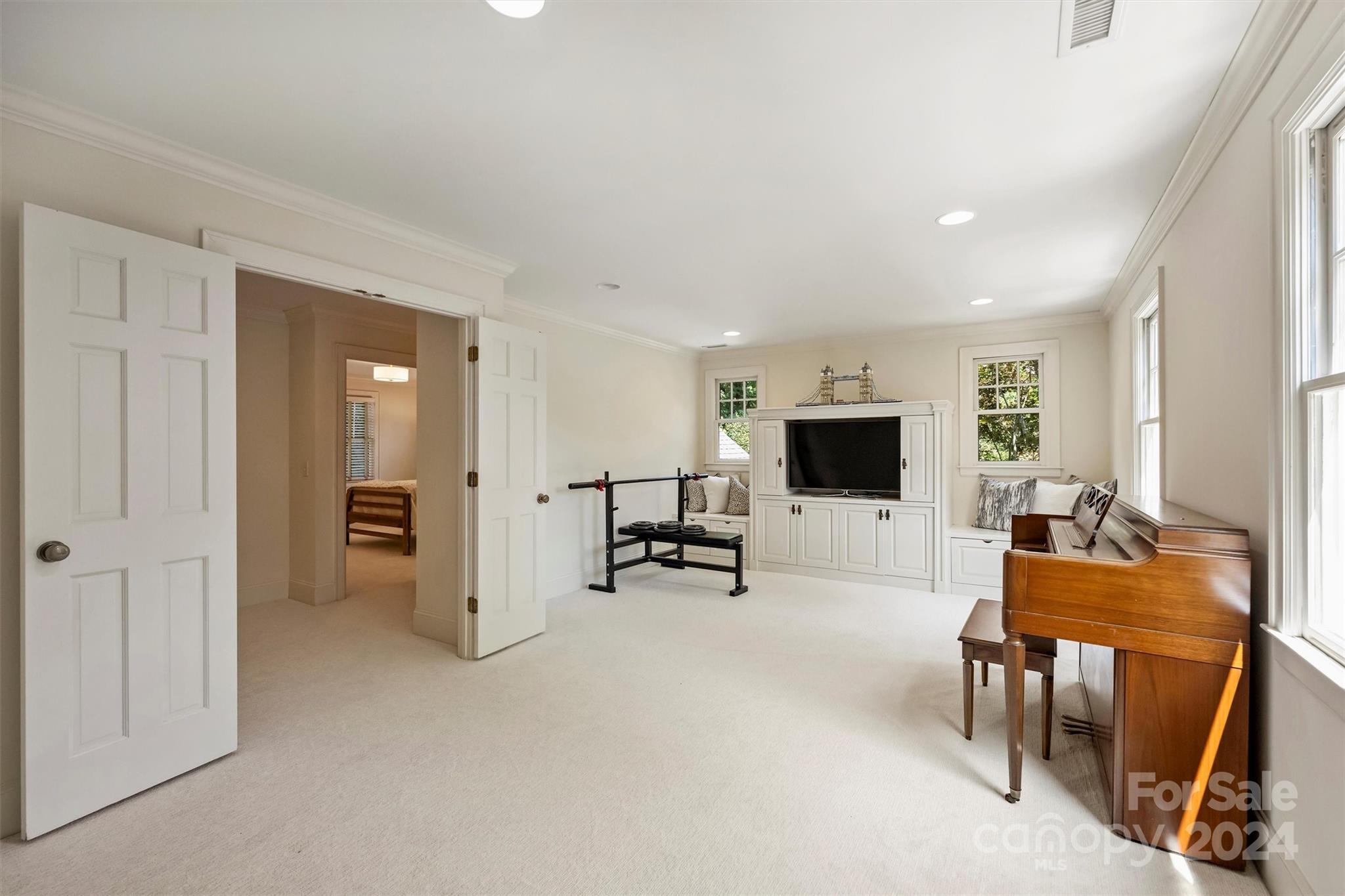 125 Altondale Avenue Charlotte NC 28207