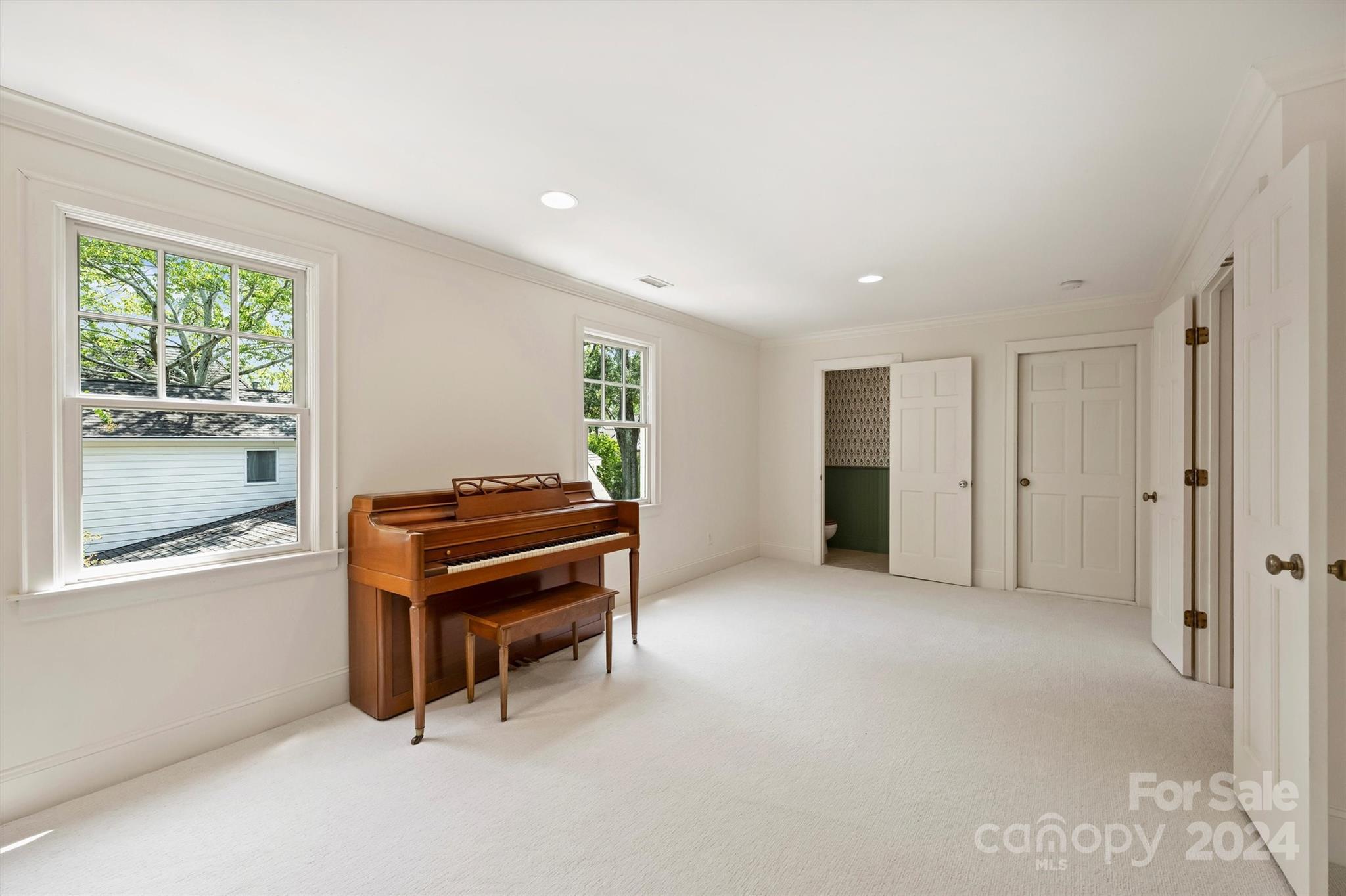 125 Altondale Avenue Charlotte NC 28207
