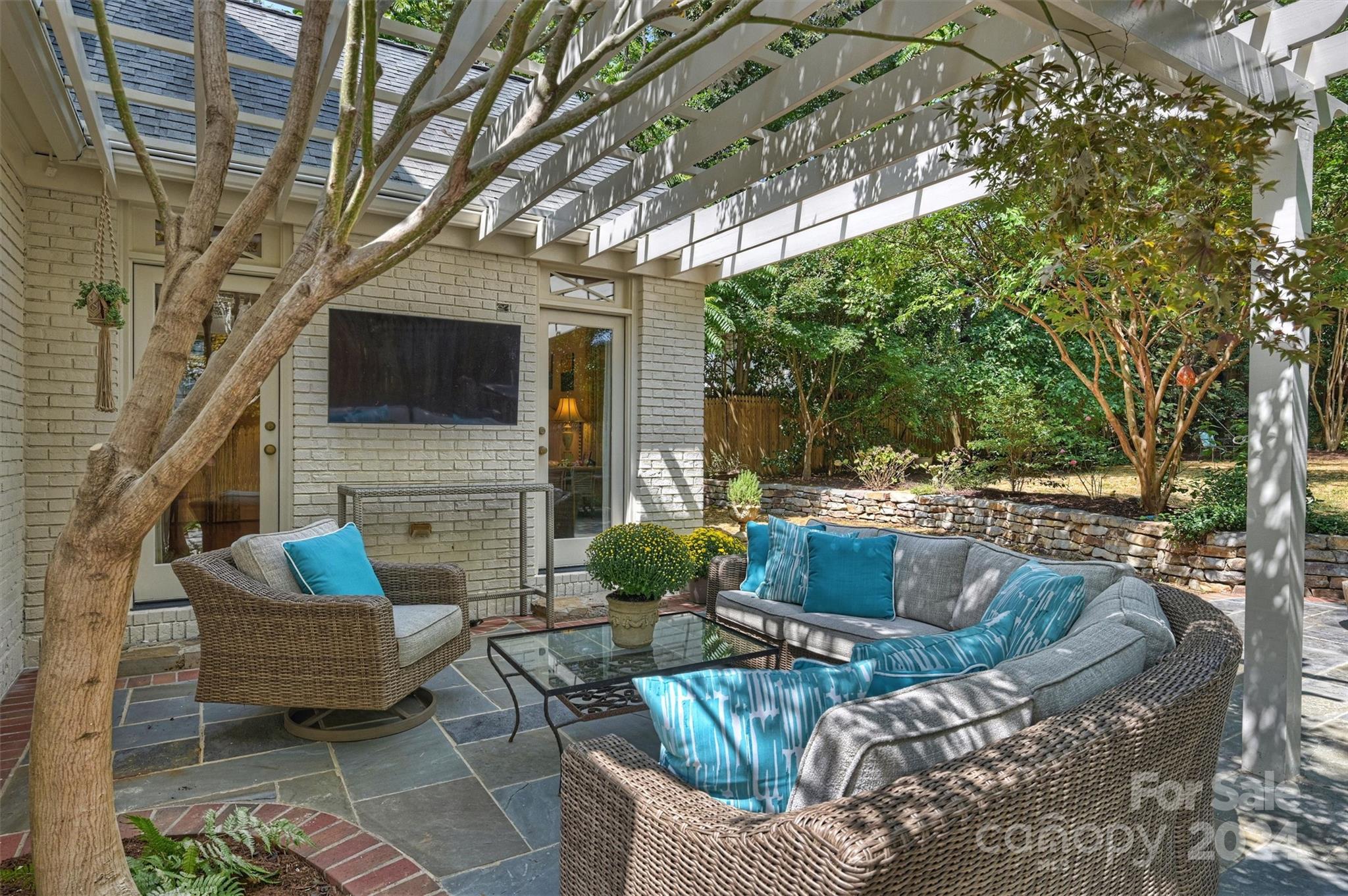 125 Altondale Avenue Charlotte NC 28207