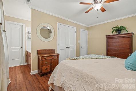 7319 Chatterbird Court Charlotte NC 28226