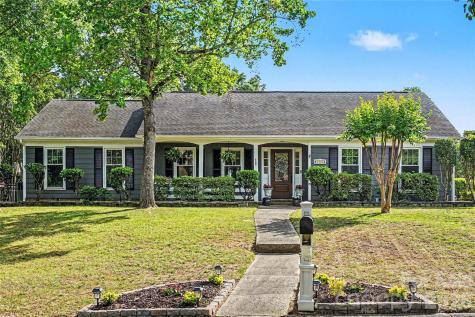 7319 Chatterbird Court Charlotte NC 28226