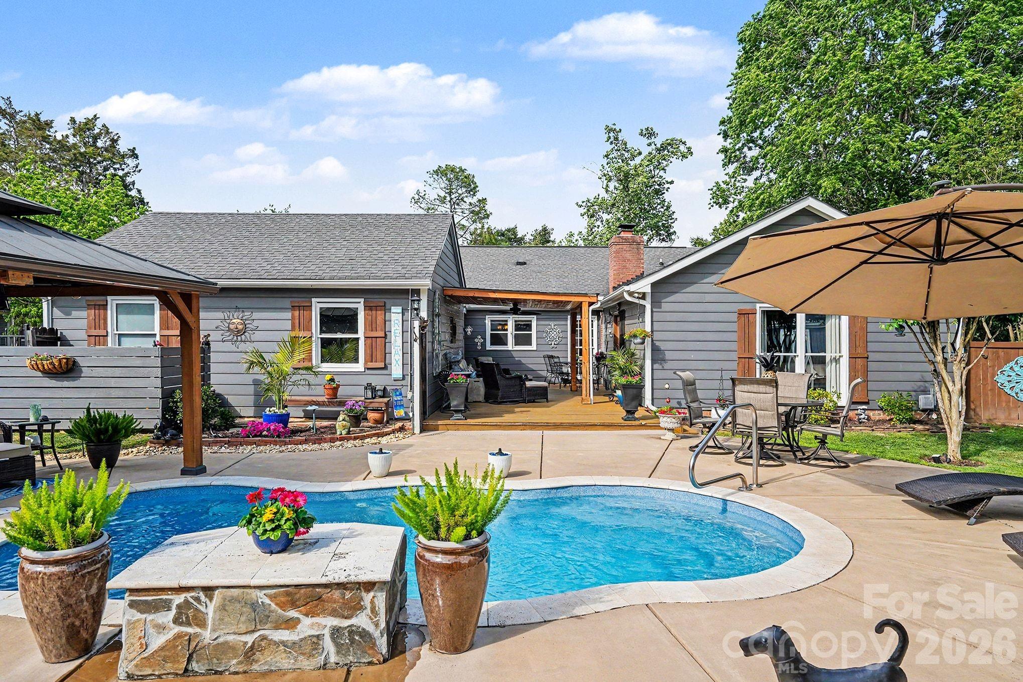 7319 Chatterbird Court Charlotte NC 28226