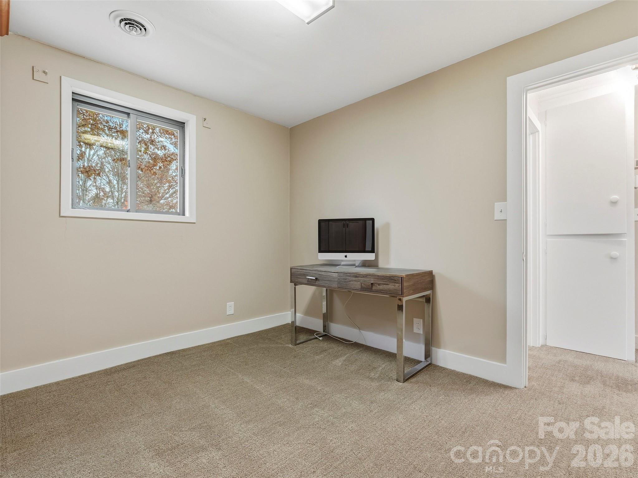 605 Dana Road Hendersonville NC 28792