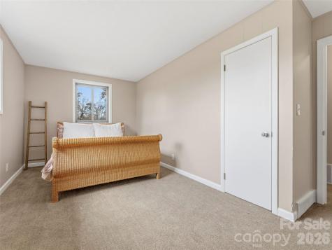 605 Dana Road Hendersonville NC 28792