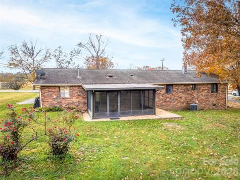 605 Dana Road Hendersonville NC 28792
