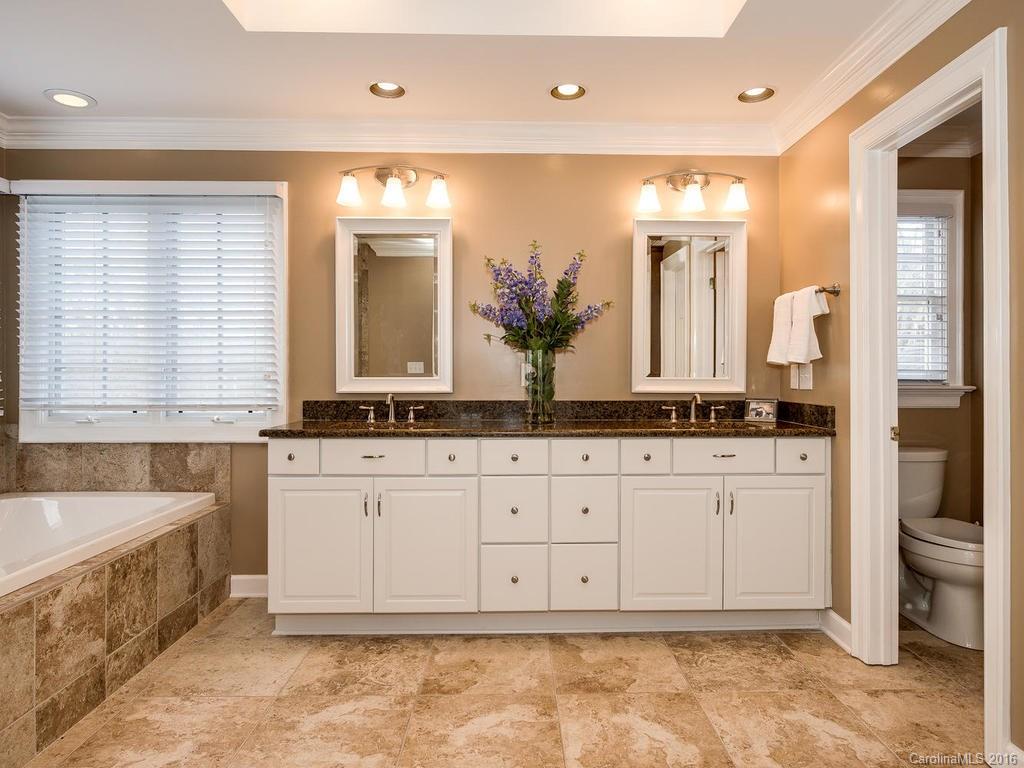 6222 Seton House Lane Charlotte NC 28277
