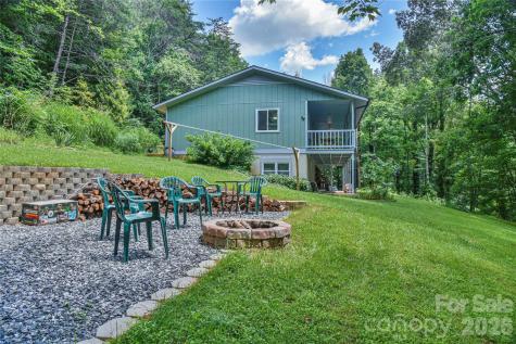 10 Gentry Branch Road Weaverville NC 28787