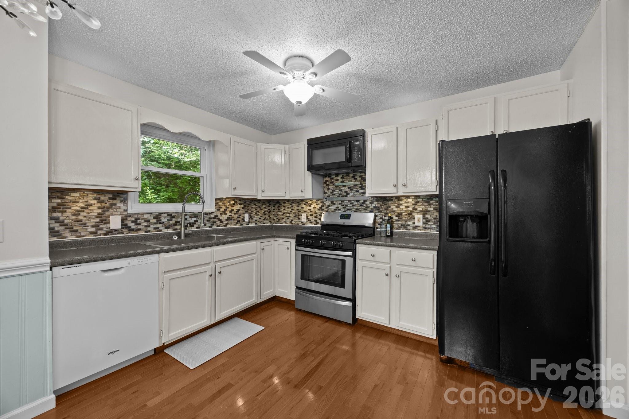 193 Timberside Drive Mars Hill NC 28754
