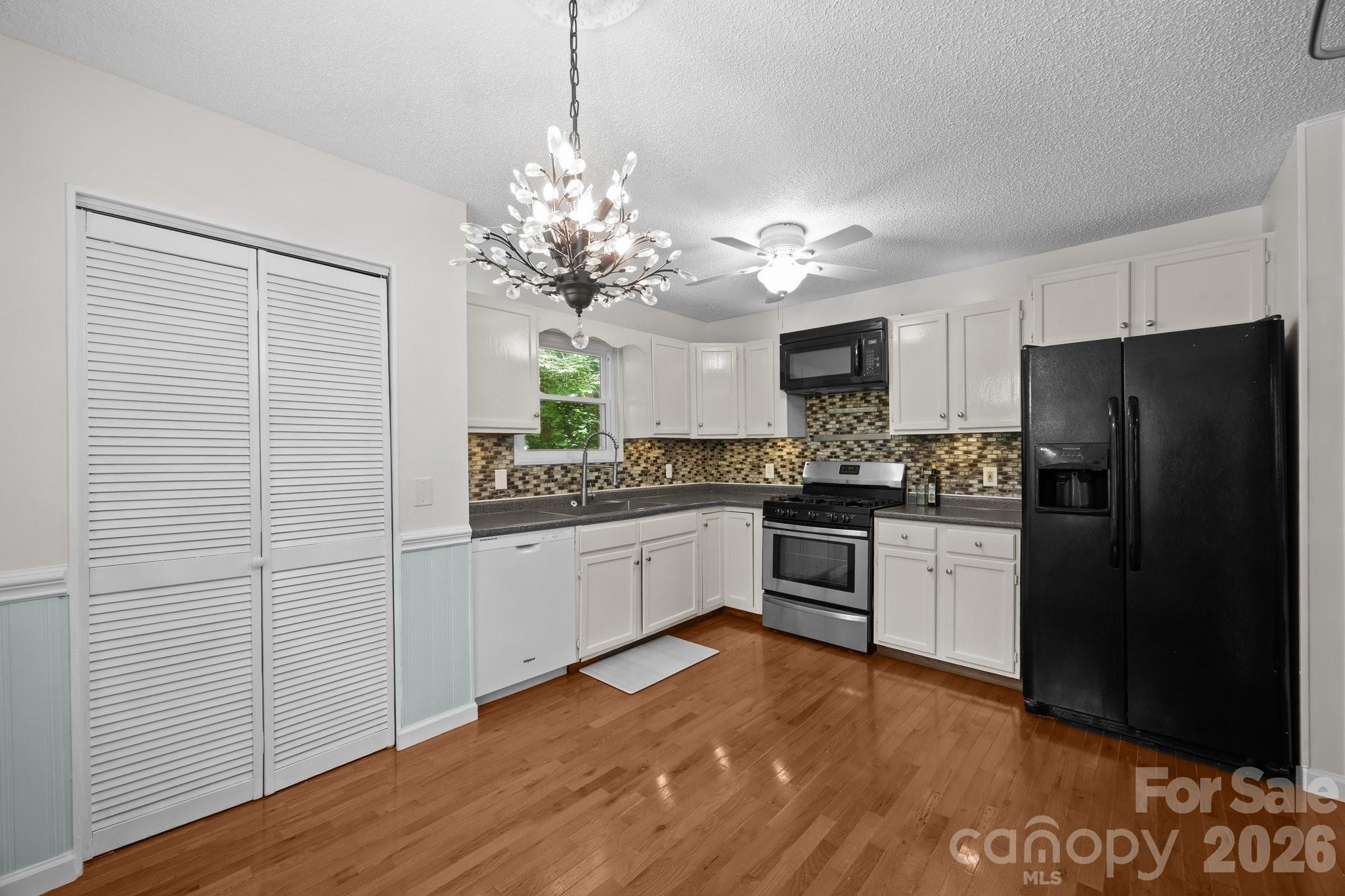 193 Timberside Drive Mars Hill NC 28754