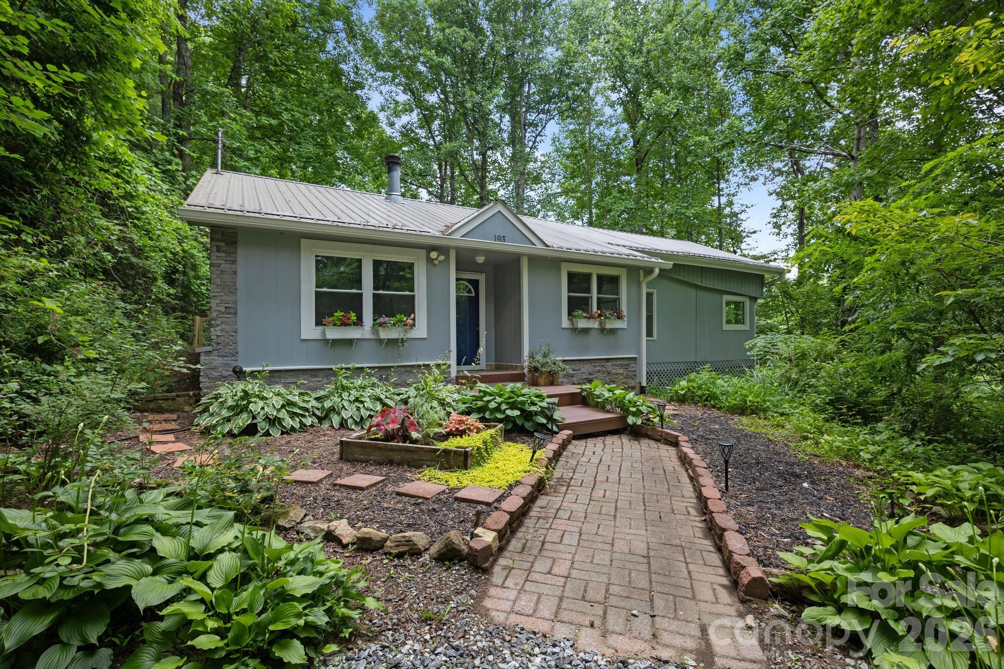 193 Timberside Drive Mars Hill NC 28754