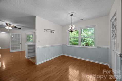 193 Timberside Drive Mars Hill NC 28754