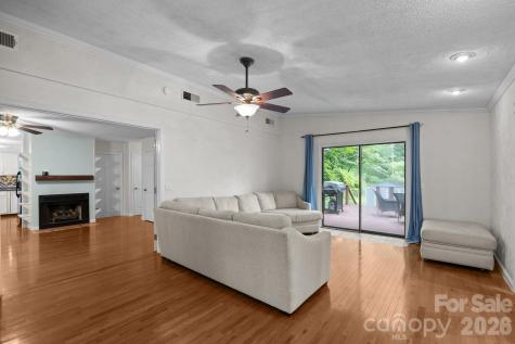 193 Timberside Drive Mars Hill NC 28754