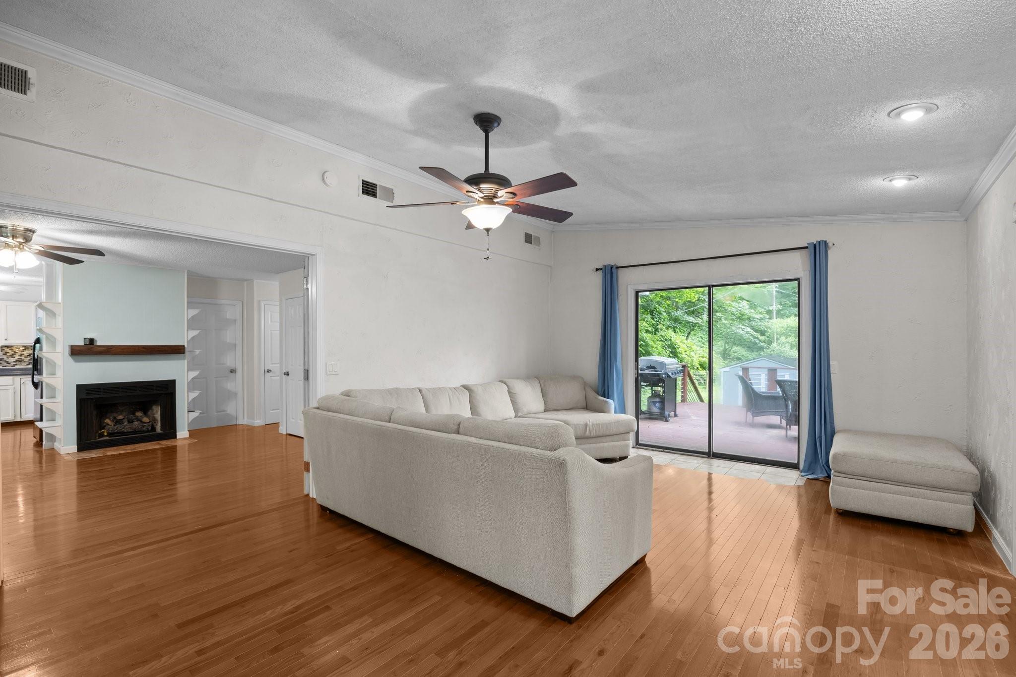 193 Timberside Drive Mars Hill NC 28754