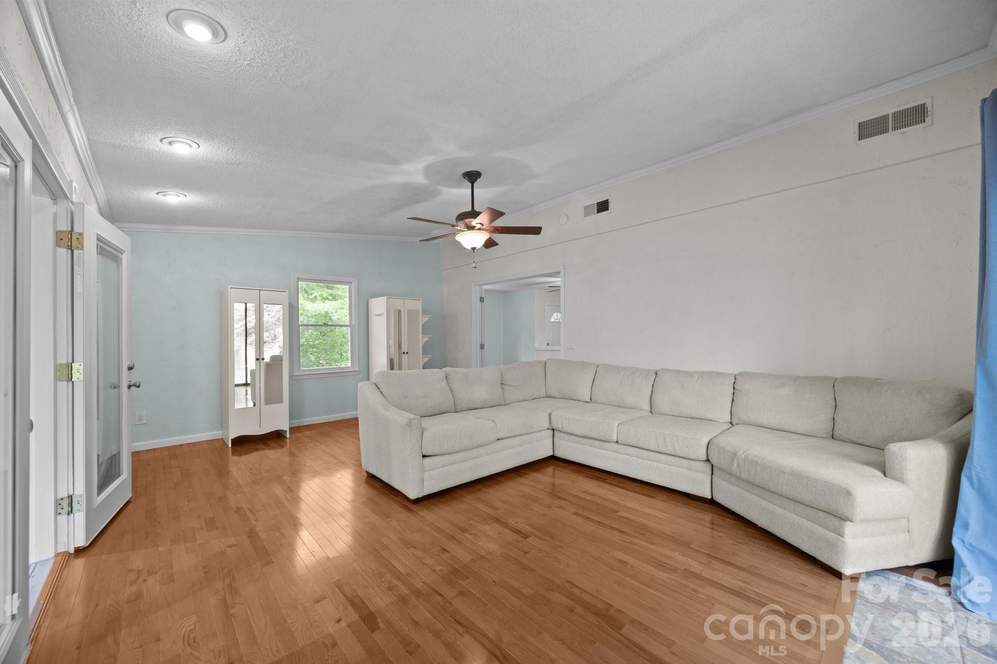 193 Timberside Drive Mars Hill NC 28754