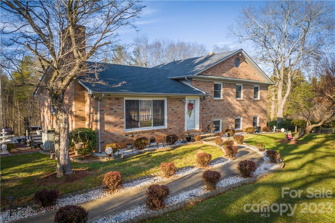 1683 Amherst Road Morganton NC 28655