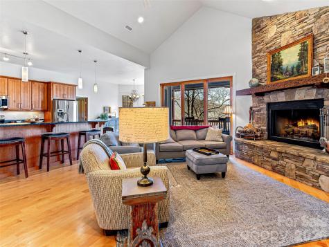 130 Cross Vine Drive Tuckasegee NC 28783