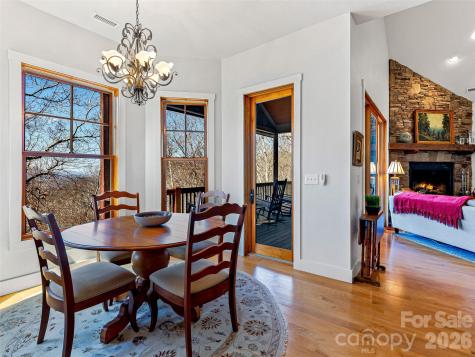 130 Cross Vine Drive Tuckasegee NC 28783