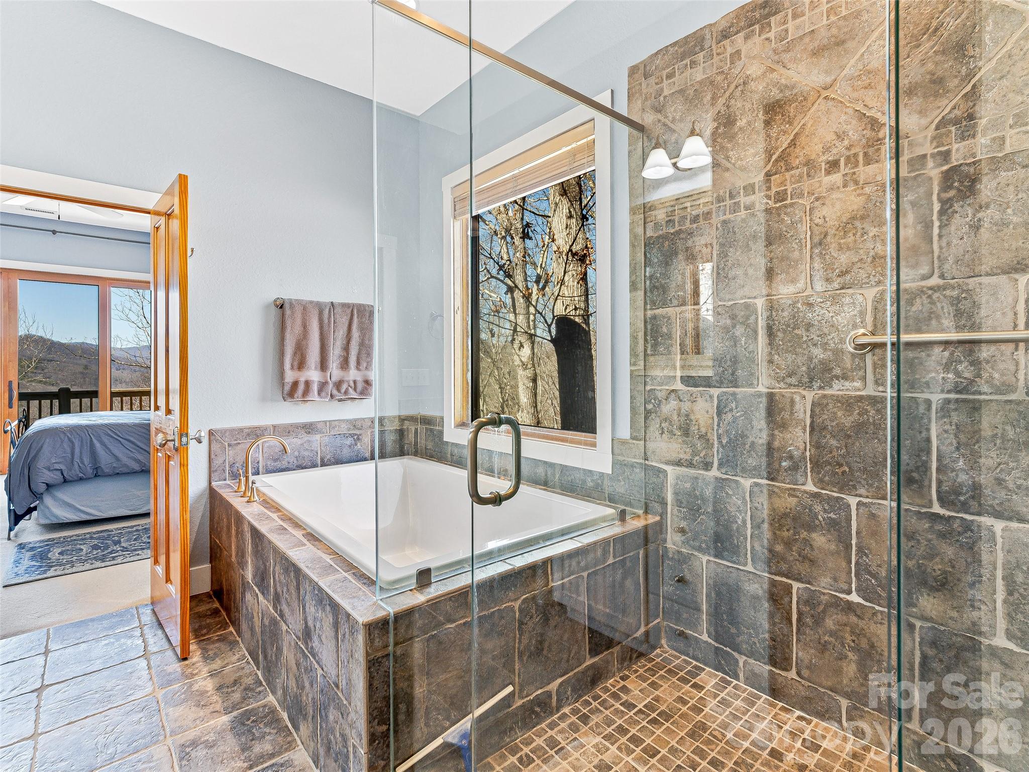 130 Cross Vine Drive Tuckasegee NC 28783