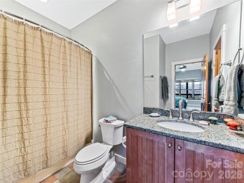 130 Cross Vine Drive Tuckasegee NC 28783