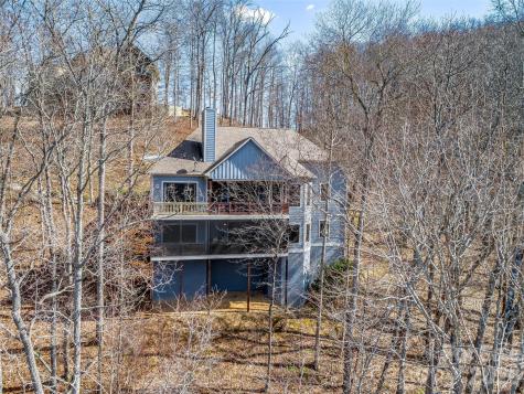130 Cross Vine Drive Tuckasegee NC 28783